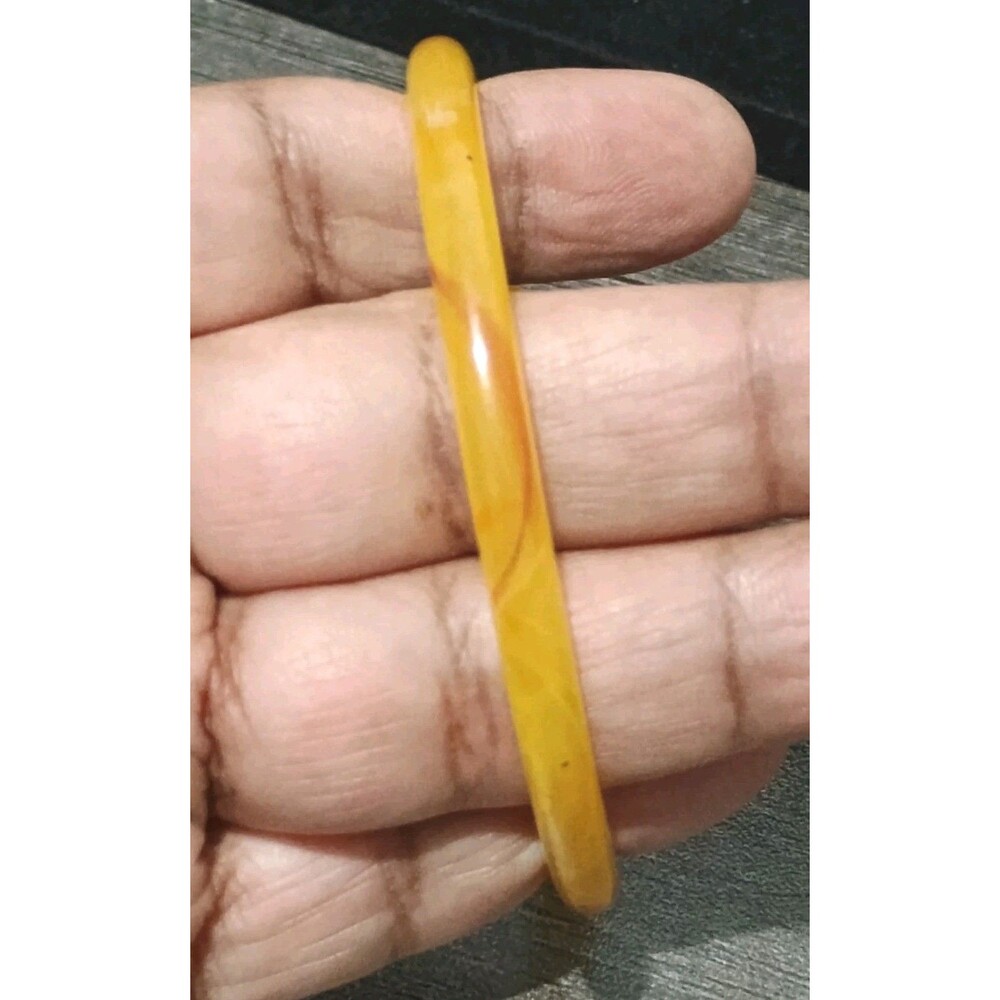 Lucite Yellow Brown White Marbled Thin Vintage Bangle